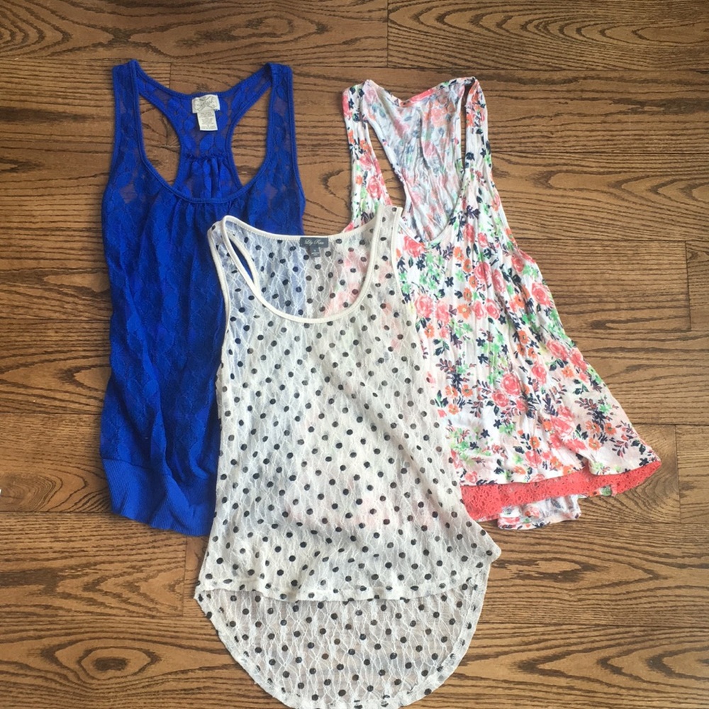 Tank Top Bundle (S) **MUST GO!**